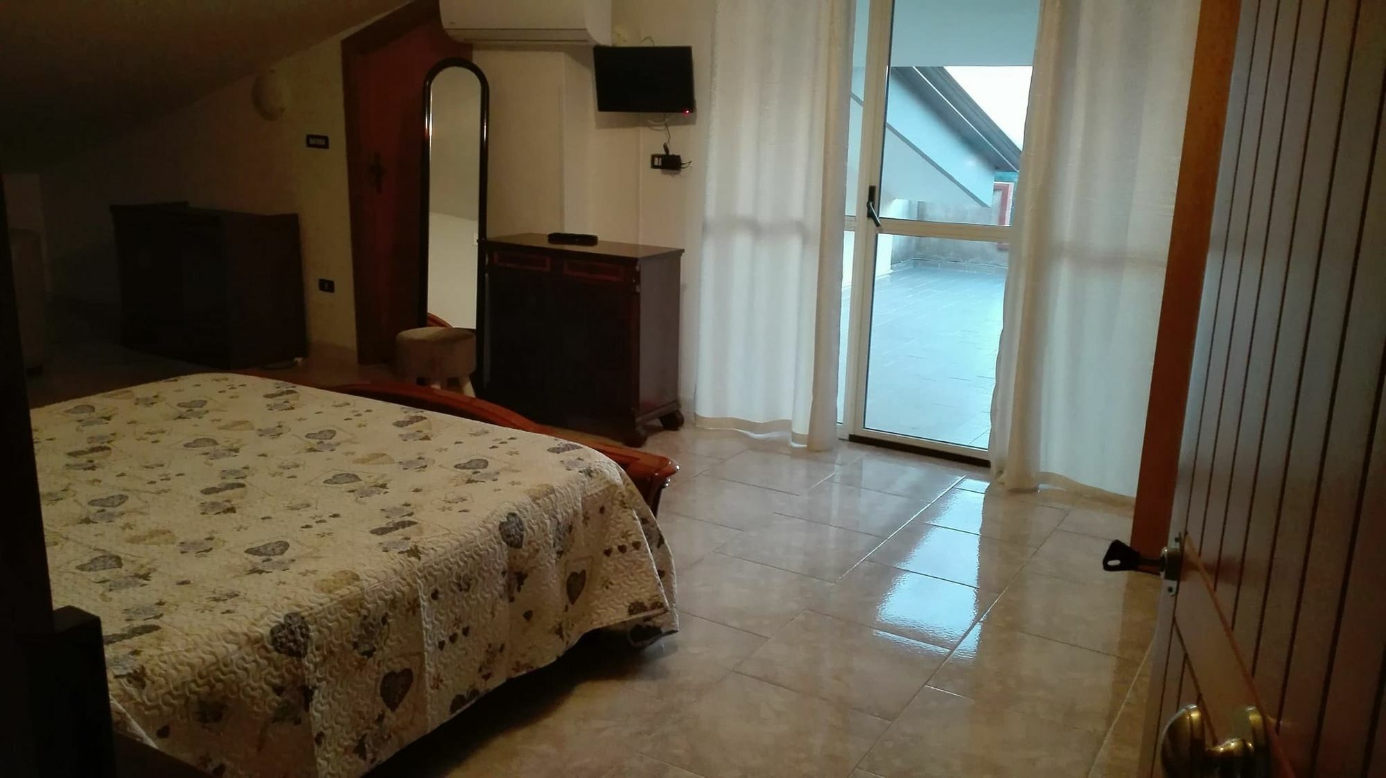 B&B Sentiero Romantico 이볼리 외부 사진