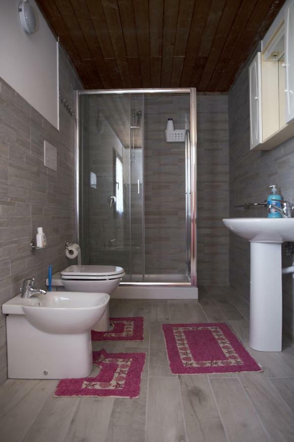 B&B Sentiero Romantico 이볼리 외부 사진